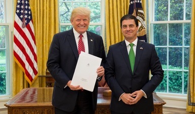 Ambassador Gerónimo Gutiérrez Presents His Diplomatic Credentials to President Donald Trump