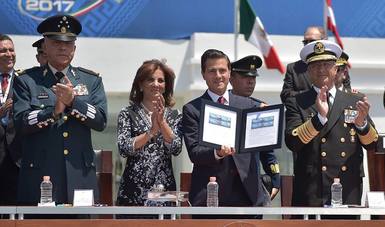 Con la emisión de una estampilla postal la Feria Aeroespacial México 2017 celebra su segunda edición