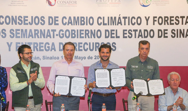 El Comisionado Nacional, Alejandro Del Mazo junto con el Secretario de Medio Ambiente y Recursos Naturales, Rafael Pacchiano Alamán hizo entrega de certificados a dos Áreas Destinadas Voluntariamente a la Conservación (ADVC). 