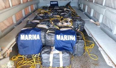 Asegura la Armada de México más de una tonelada de presunta cocaína frente a costas de Chiapas 