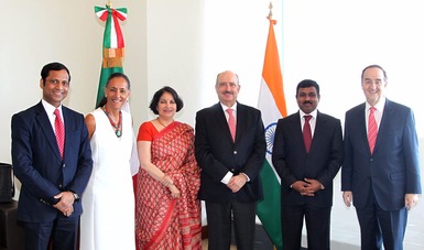 El Subsecretario de Relaciones Exteriores, Carlos de Icaza, recibió a la Subsecretaria del Ministerio de Asuntos Exteriores de la India,  Preeti Saran