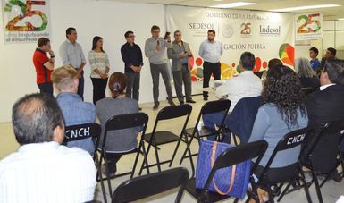 Capacitan a organizaciones sociales en Puebla