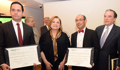 Arely Gómez presidió la entrega del Premio INAP 
