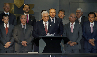 El Vocal Ejecutivo del FOVISSSTE, Luis Antonio Godina, dio el campanazo en la Bolsa Mexicana de Valores.
