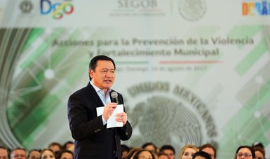 El Secretario de Gobernación, Miguel Ángel Osorio Chong,  durante la Pimer Sesión Ordinaria del Sistema de Protección Integral de Niñas, Niños y Adolescentes en Durango