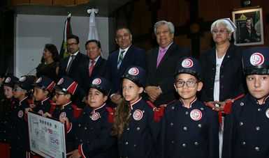 La LOTENAL reconoció con el Sorteo Mayor No. 3638 al Hospital Juárez de México, institución que impulsa la investigación científica y forma recursos humanos especializados para el fortalecimiento del sector salud

