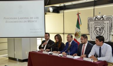 Ponencia de Alfonso Navarrete Prida, "Panorama Laboral de los Economistas en México".