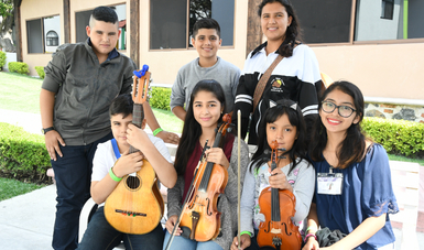 La Orquesta y Coro de Música Tradicional Mexicana se prepara para su primera gira