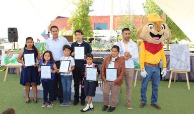 Premia CONAFOR a ganadores de concurso de dibujo infantil