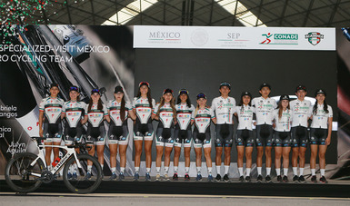 Presentación oficial 2018 del equipo profesional de ciclismo de montaña CONADE Code Gto Cadencia.mx y del equipo profesional femenil de ciclismo de ruta Conade Specialized Visit México Women´s Pro Cycling.