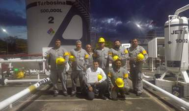 Personal técnico de la Estación de Combustibles Culiacán