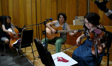 Contó con la participación de las compositoras Patricia Carrión y Ana Pizarro Ortega