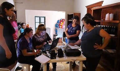 Mujeres de zacatecas se capacitan para mejor manejo de sus empresas forestales.