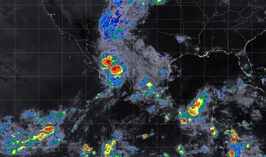 Imagen satelital del territorio mexicano con filtros infrarrojos y de humedad.