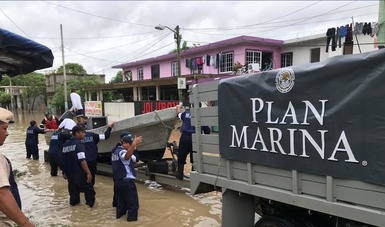 Personal de Marina en Apoyo a la Población de Temepache, Veracruz