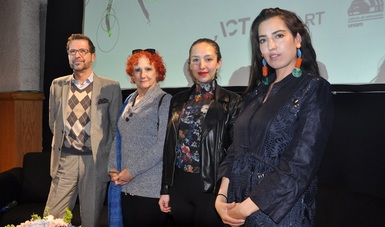 En fotografía: Ricardo Calderón, Ana María Martínez, Doreen Ríos y Cinthya García.