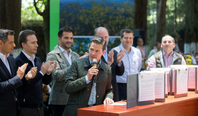 La Ley de Desarrollo Forestal Sustentable fue promulgada por el presidente Enrique Peña Nieto en el último año de su mandato.