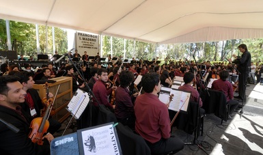 La Orquesta Escuela Carlos Chávez y un grupo coral de 150 voces darán vida a la obra en un recital para toda la familia