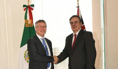 El secretario Marcelo Ebrard recibe al ministro de Comercio de Nueva Zelandia, David Parker