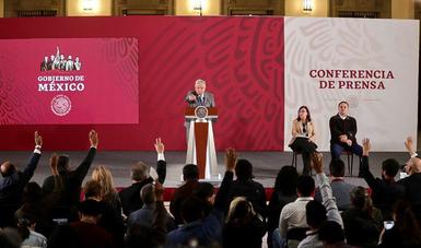 El presidente de México, Andrés Manuel López Obrador, desde Palacio Nacional durante la conferencia de esta mañana.