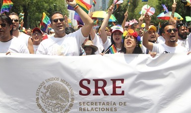 Mexican Foreign Ministry takes part in 41st annual LGBTTTI pride march