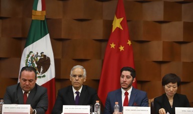 Mexican students receive scholarships from Chinese university consortium 