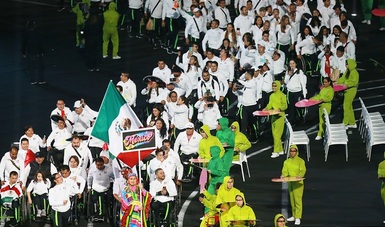 Rebeca Valenzuela encabezó el contingente de México, integrado por 184 atletas de 13 disciplinas.