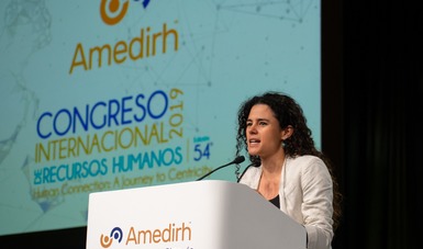 
Jóvenes Construyendo el Futuro fortalece las unidades económicas de las empresas: Luisa Alcalde

