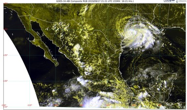 Imagen satelital con filtros de vapor que muestran la Tormenta Tropical Lorena a 345 kilómetros al sur de Zihuatanejo, Guerrero.
Logotipo de Conagua.
