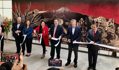 La secretaria de Cultura y el gobernador del estado de Tlaxcala inauguraron la exposición “Juárez y el Ferrocarril Mexicano, 150 años del ramal de Apizaco a Puebla” y el “Complejo artístico 500 años”, en el Centro de las Artes de esa entidad.