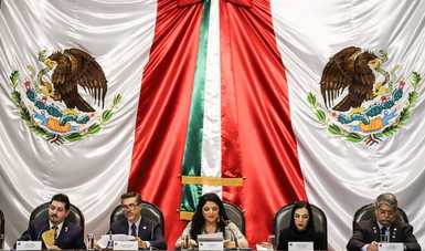 La cultura no es un accesorio, es un derecho que tiene que ser ejercido por todos los mexicanos desde que nacen y hasta que mueren, afirmó Alejandra Frausto al comparecer ante diputados. 