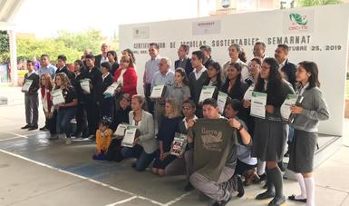 La ceremonia de entrega se realizó en el Colegio de Estudios Científicos y Tecnológicos del Estado de Querétaro (CECyTEQ) Plantel 5 Corregidora.