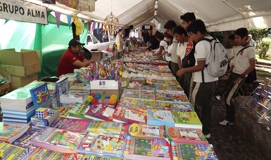 Con 22 años de historia ininterrumpida, la Feria del Libro de Taxco, a realizarse del 5 al 15 de diciembre en el Parque Vicente Guerrero.