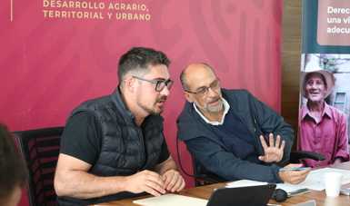 Román Meyer Falcón, secretario de Desarrollo Agrario, Territorial y Urbano y David Cervantes Peredo, comisionado Nacional para la Reconstrucción.