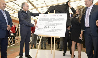 Conmemoran en San Luis Potosí el LX aniversario de la entrega del primer libro de texto gratuito