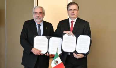 Foreign Ministry and UNAM to cooperate on technology projects to benefit Mexicans abroad