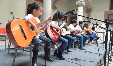 El Centro de Formación y Apreciación Artística Guadalupe de la ciudad de Durango trabaja para acercar a niños y jóvenes de zonas vulnerables a la música y el canto. Fotografías: Cortesía del Instituto Municipal de Arte y Cultura de Durango (IMAC).
