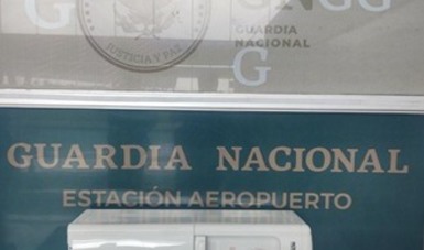 En aeropuerto de Culiacán, Guardia Nacional aseguró un dispensador de agua que trasladaba aparente crystal