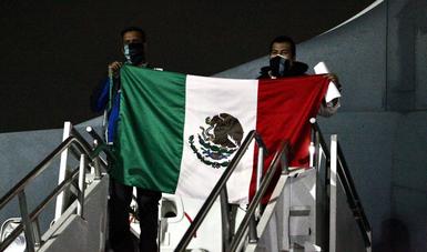 Arriban al país 161 mexicanos provenientes de Bolivia y Perú