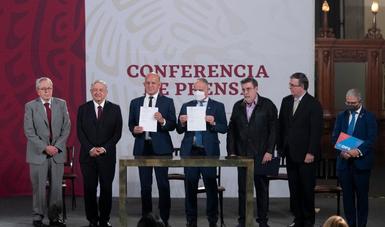 Firma conjunta del Gobierno de México, UNOPS y OPS/OMS
