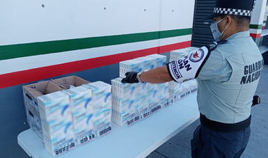 Aseguran Guardia Nacional y Ejército mexicano más de mil 300 ampolletas con aparente fentanilo en Querétaro