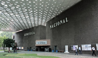 Los cinéfilos en la Ciudad de México podrán retomar las actividades en las salas de proyección y en las funciones al aire libre, con todas las medidas sanitarias.