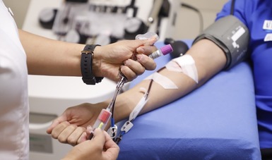 Un donante con su sangre puede ayudar a cuatro personas, agregó el Jefe de Servicio del Área de Donadores del Banco de Sangre del CMN Siglo XXI.