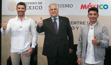 El secretario de Turismo del Gobierno de México, Miguel Torruco Marqués, anunció la firma de una alianza estratégica con la marca global Red Bull, que tiene por objetivo promocionar los diferentes destinos turísticos nacionales en 160 países