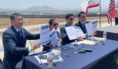 México y California firmaron  un acuerdo que refuerza el compromiso mutuo de apoyar importantes proyectos de infraestructura transfronteriza que ampliarán en gran medida la capacidad comercial a lo largo de la región fronteriza. 