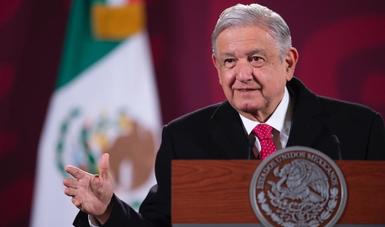 México aprobaría en breve dos tratamientos orales contra COVID-19, informa presidente López Obrador
