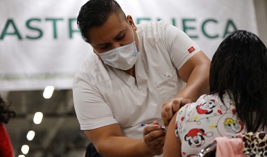 Más de 65 mil vacunas de refuerzo contra COVID-19 aplicadas a personal del Issste