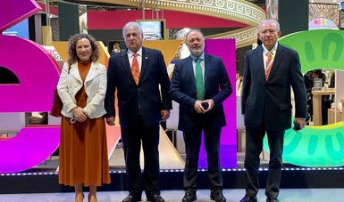 Fitur ha sido el marco para un nuevo encuentro entre el secretario de Turismo de México, Miguel  Torruco Marqués, y la directora Comercial, de Desarrollo de Red y Alianzas de Iberia, María Jesús López-Solás.