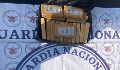 En Ciudad de México, Guardia Nacional decomisa cargamento de aparente cocaína en autobús de pasajeros