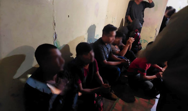 El operativo de verificación migratoria se realizó en la alcaldía Venustiano Carranza, donde fueron auxiliados 12 menores de edad y 10 adultos